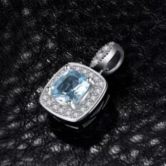 NEW 1.30 ctw Blue TOPAZ Cushion Silver Pendant - Picture 5 of 7